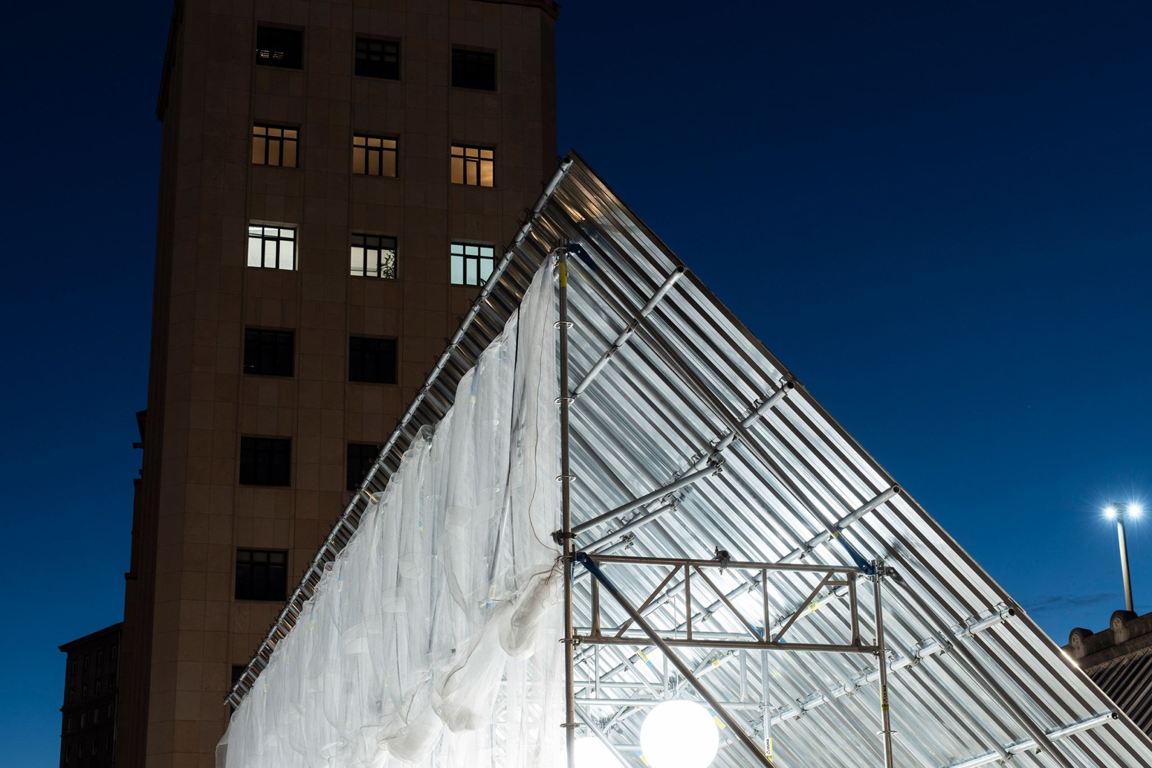 Etxenoi by AMA Architectural Office. Photograph by Mikel Blasco. Image courtesy by Mugak/2025.