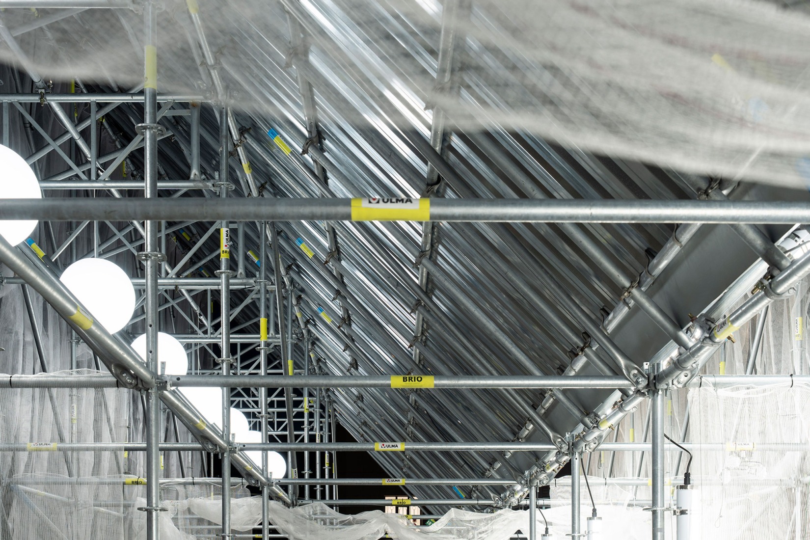 Etxenoi by AMA Architectural Office. Photograph by Mikel Blasco. Image courtesy by Mugak/2025.