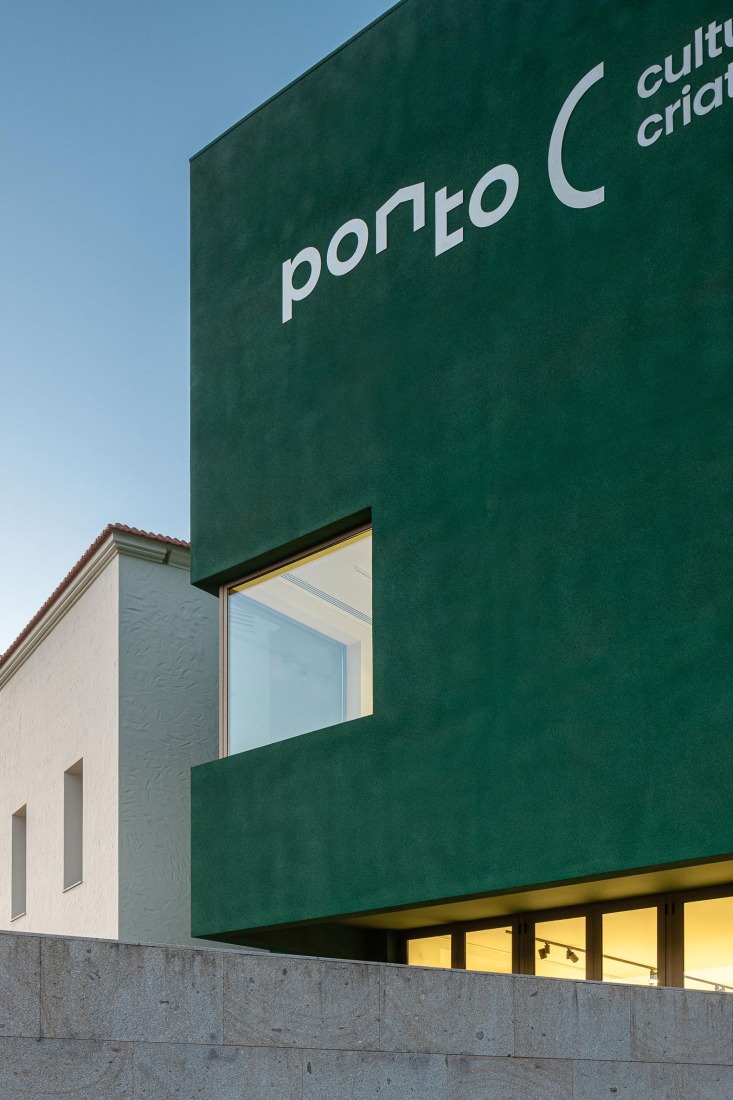 Ponto C - Cultura e criatividade por Galería Gabinete. Fotografía por Ivo Tavares Studio.  