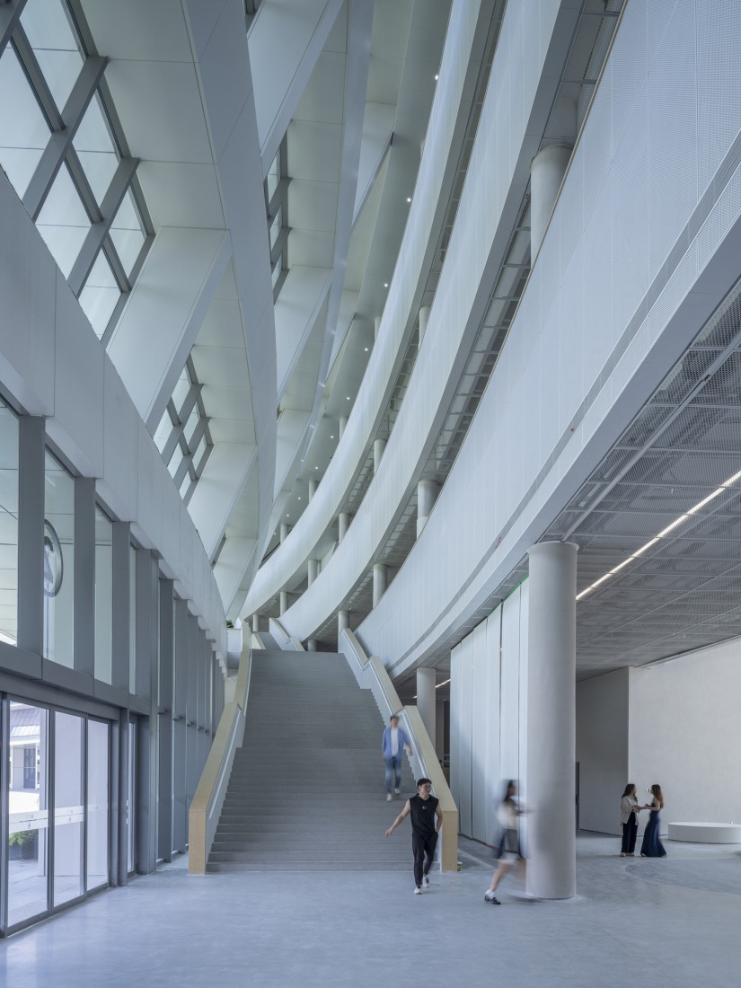 Academic Loop. Westlake University by HENN. Photograph by Tian Fangfang.