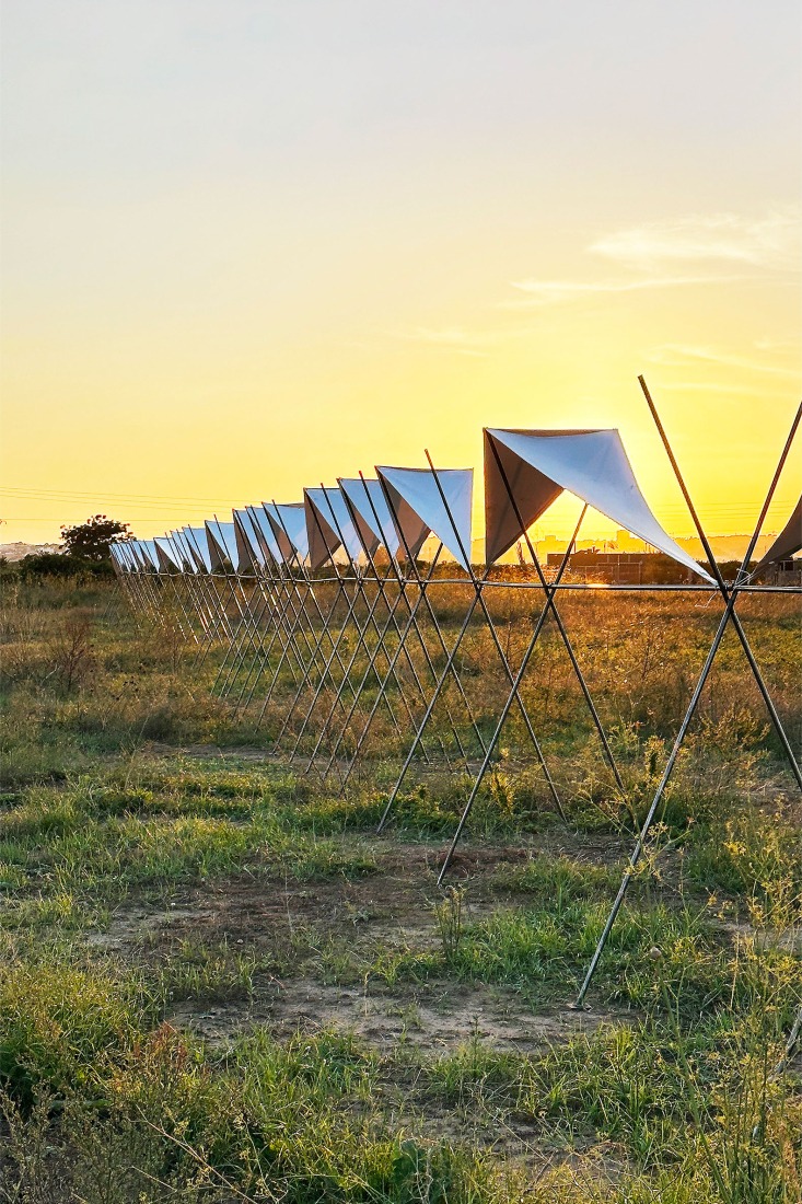 Pabellón 100 metros lineales por Pablo Paradinas Sastre y Eletres Studio. Fotografía por Gian franco Pili.