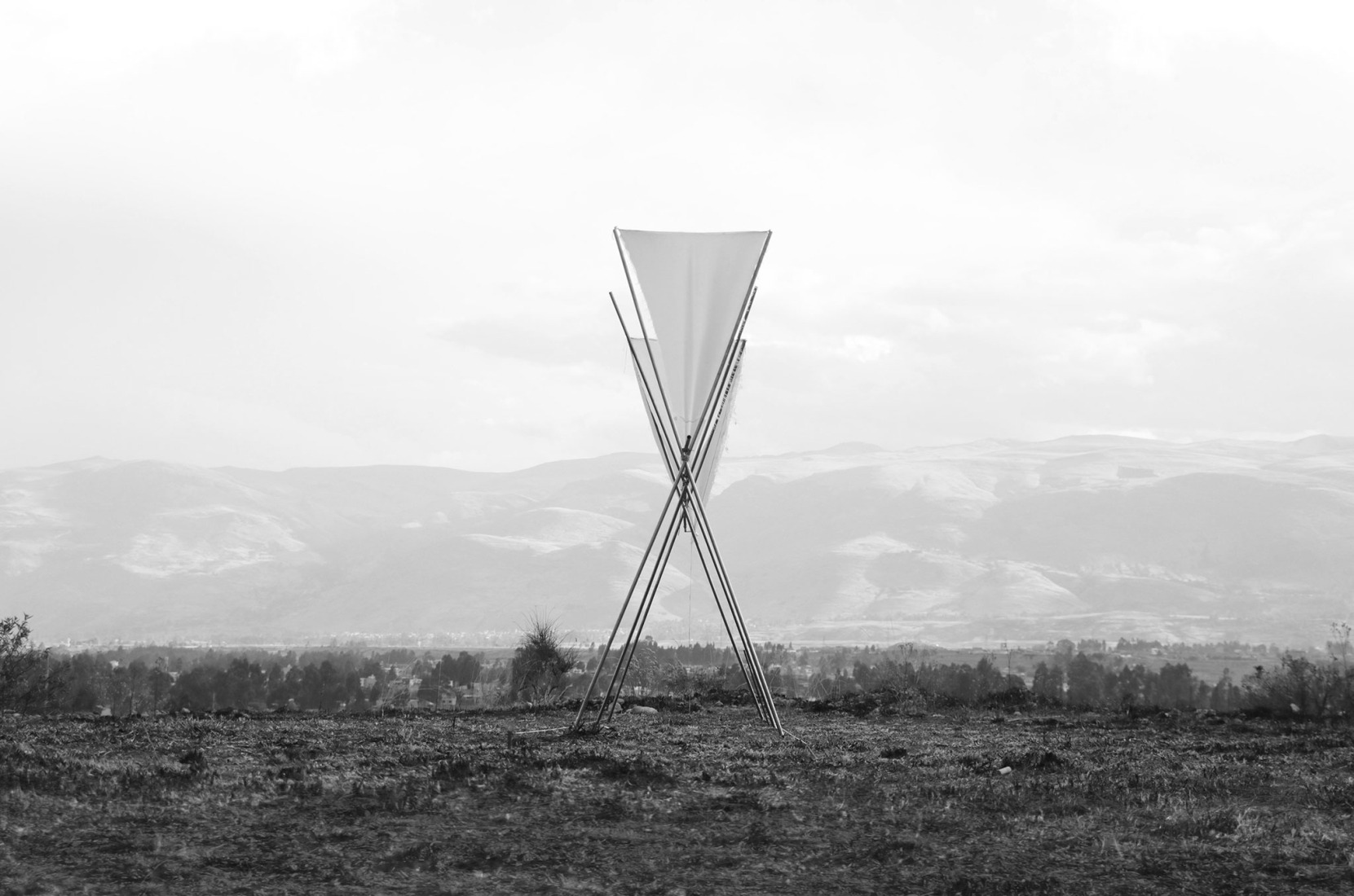 Pabellón 100 metros lineales por Pablo Paradinas Sastre y Eletres Studio. Fotografía por Pablo Paradinas Sastre y Eletres Studio.