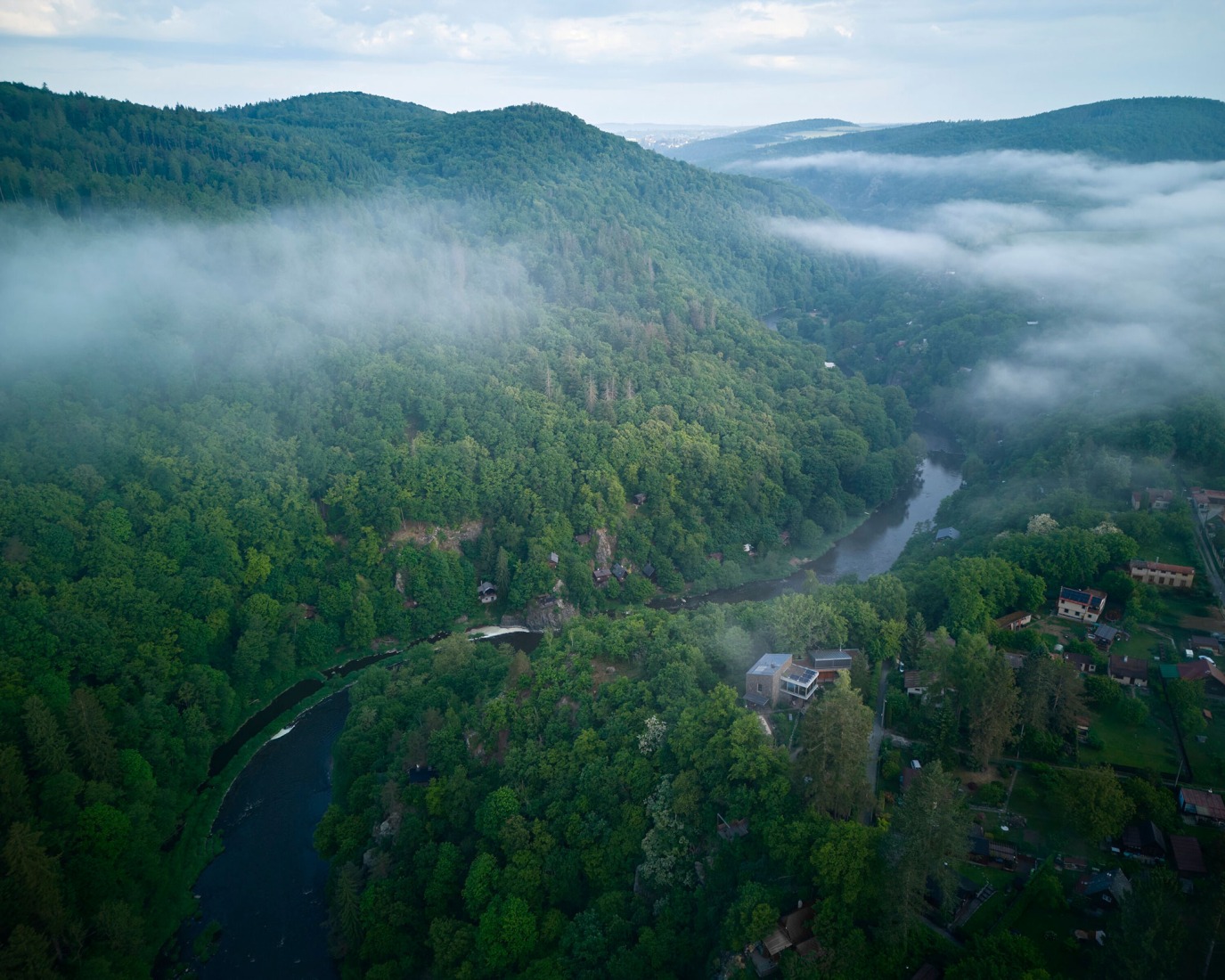 Casa Medník por Päivä architekti. Fotografía por Radek Úlehla.
