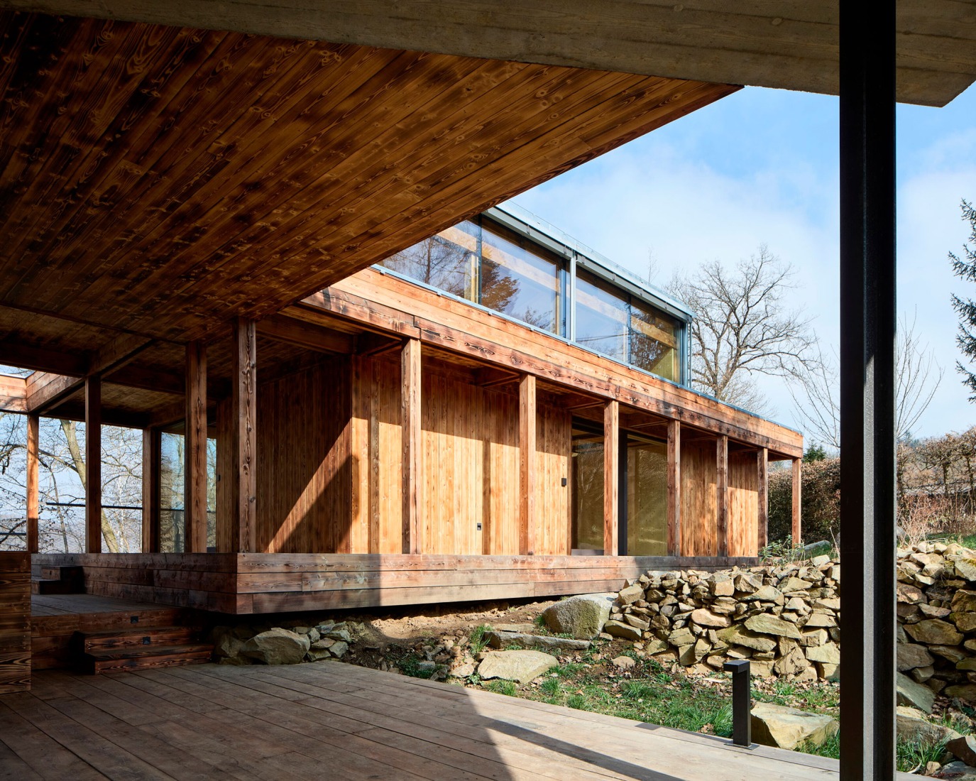 Casa Medník por Päivä architekti. Fotografía por Radek Úlehla.