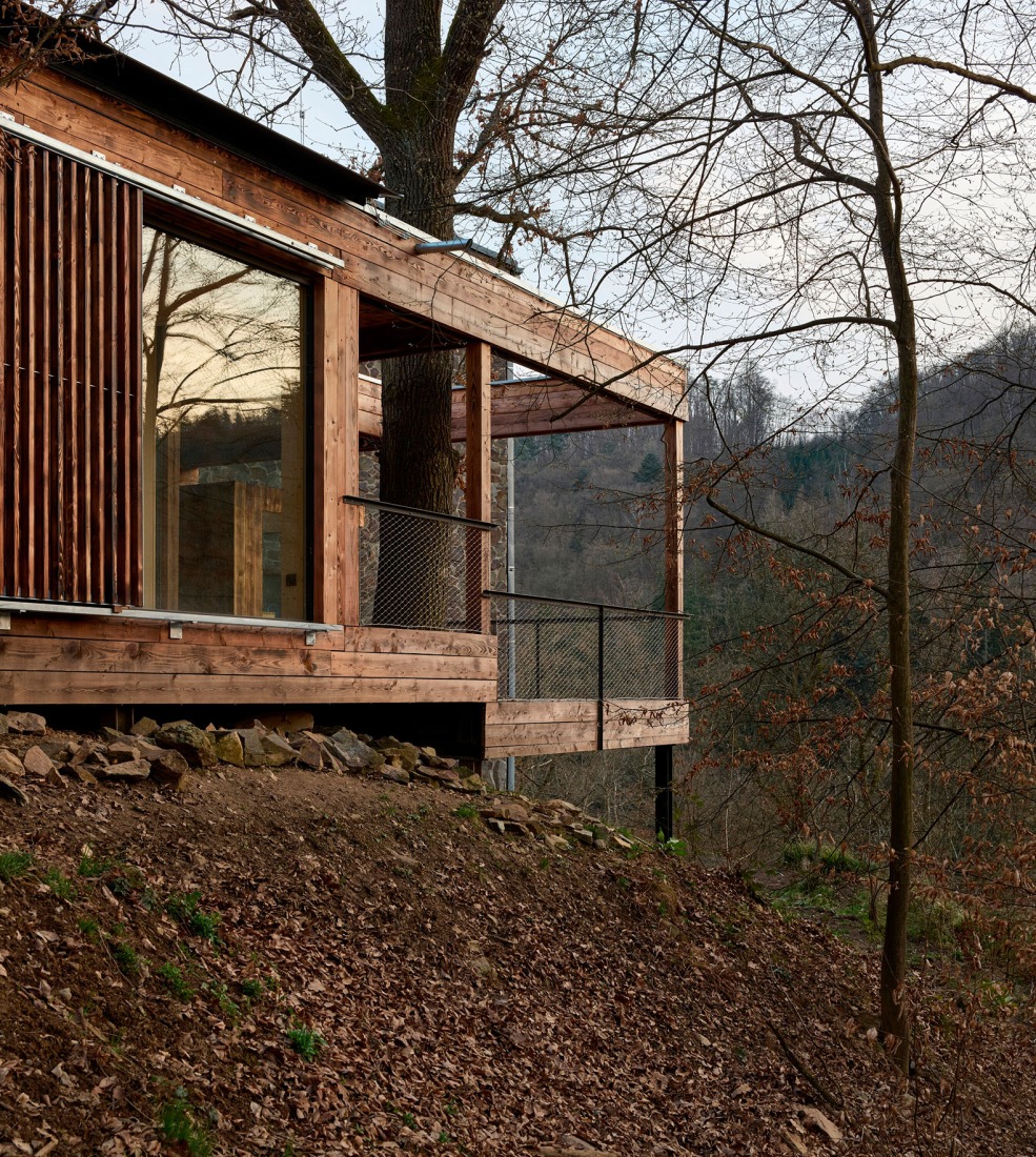 Casa Medník por Päivä architekti. Fotografía por Radek Úlehla.