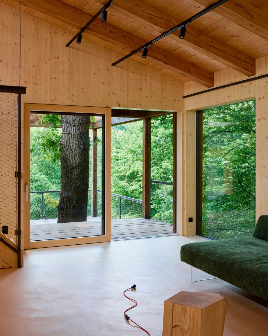 Casa Medník por Päivä architekti. Fotografía por Radek Úlehla.