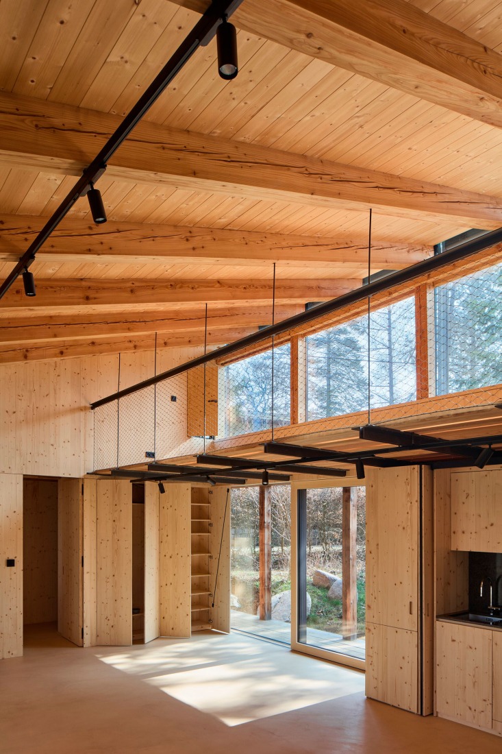 Casa Medník por Päivä architekti. Fotografía por Radek Úlehla.