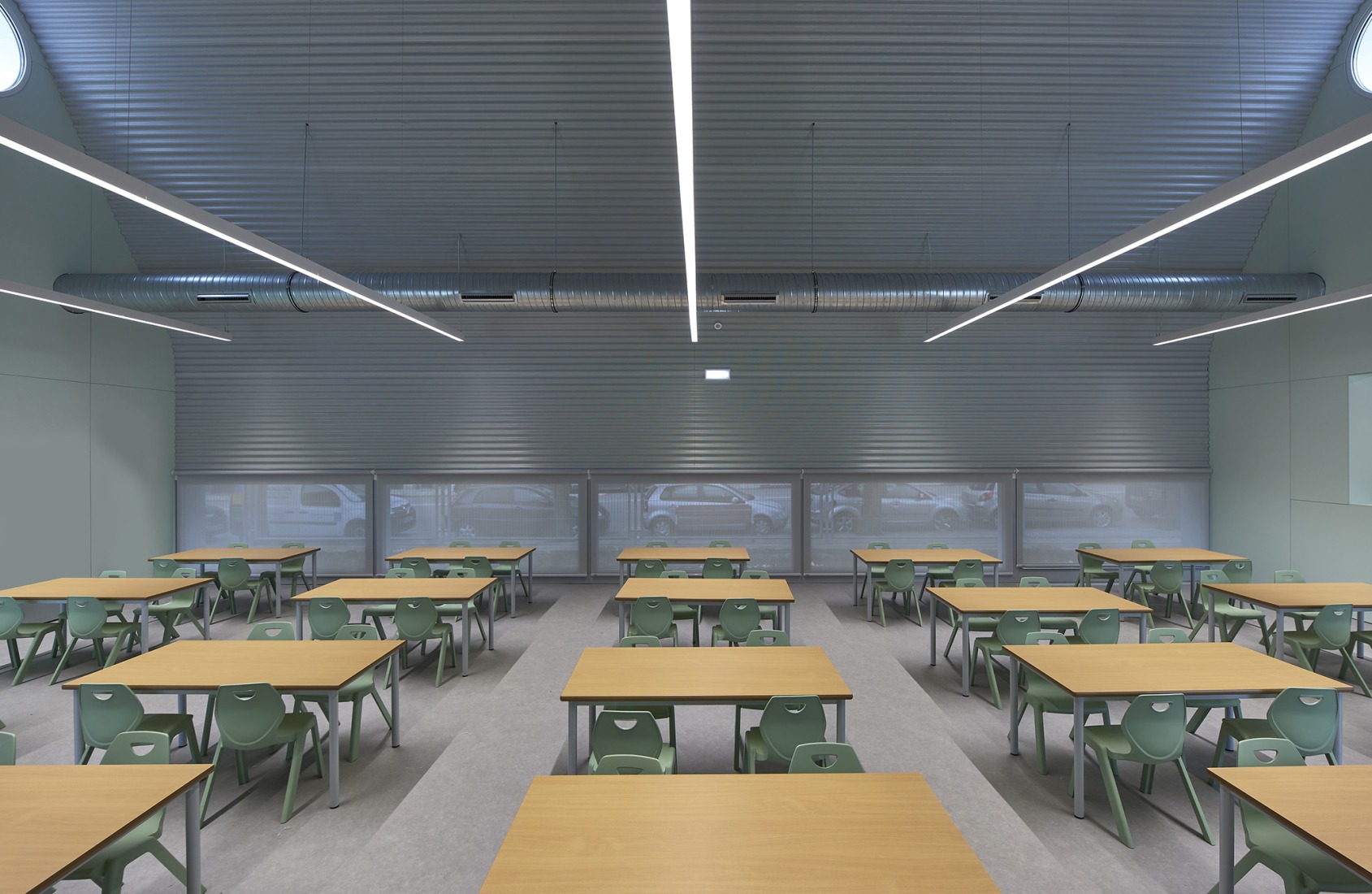 Comedor infantil de Ventanielles por Rogelio Ruiz + Macario G. Astorga. Fotografía por Marcos Morilla.