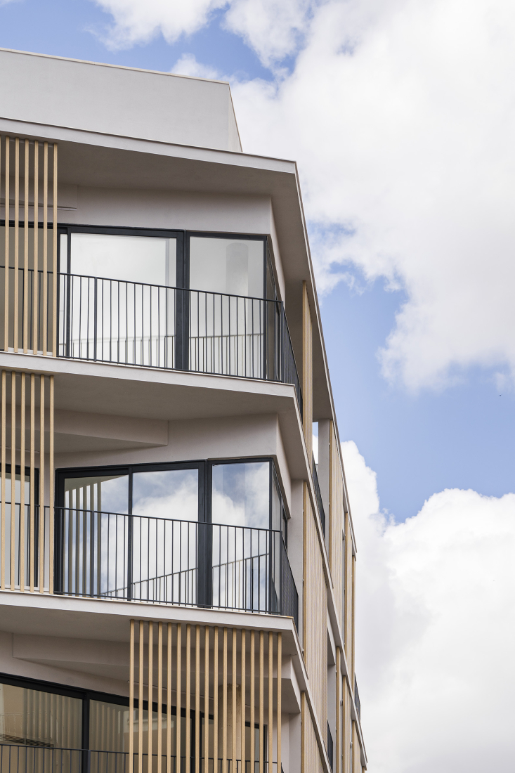 Foners, diez viviendas en Palma de Mallorca por gon architects. Fotografía por Imagen Subliminal (Rocío Romero + Miguel de Guzmán).