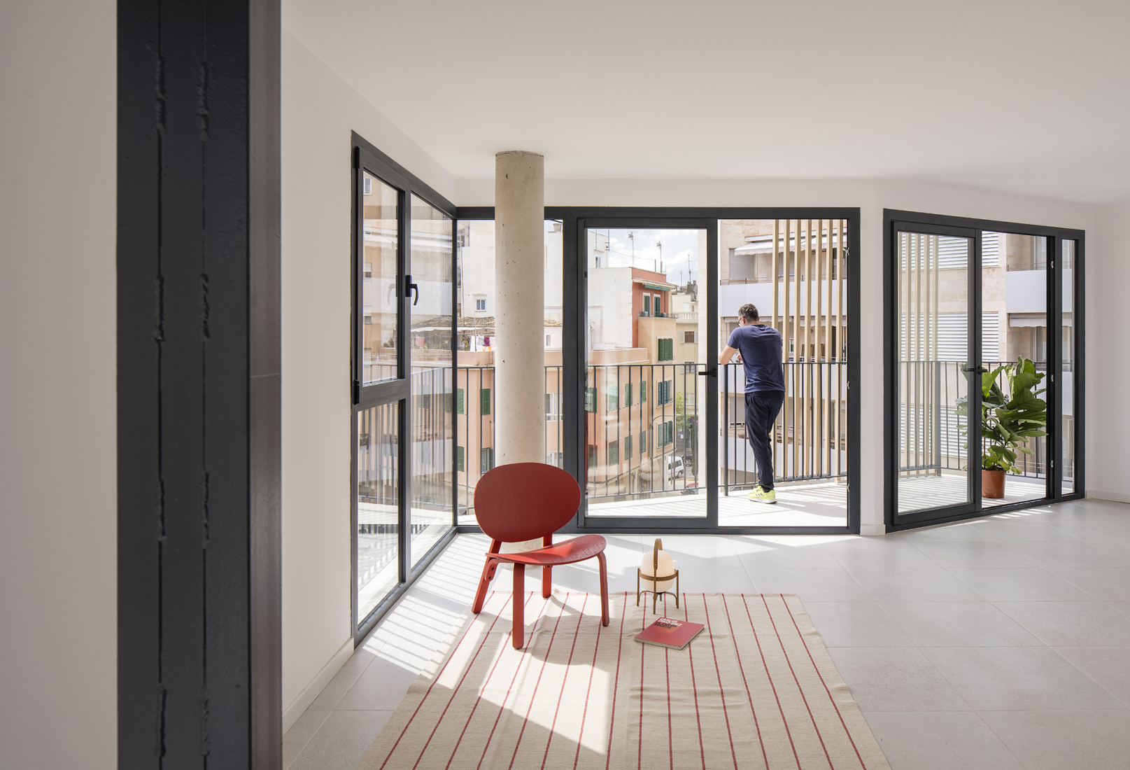 Foners, diez viviendas en Palma de Mallorca por gon architects. Fotografía por Imagen Subliminal (Rocío Romero + Miguel de Guzmán).