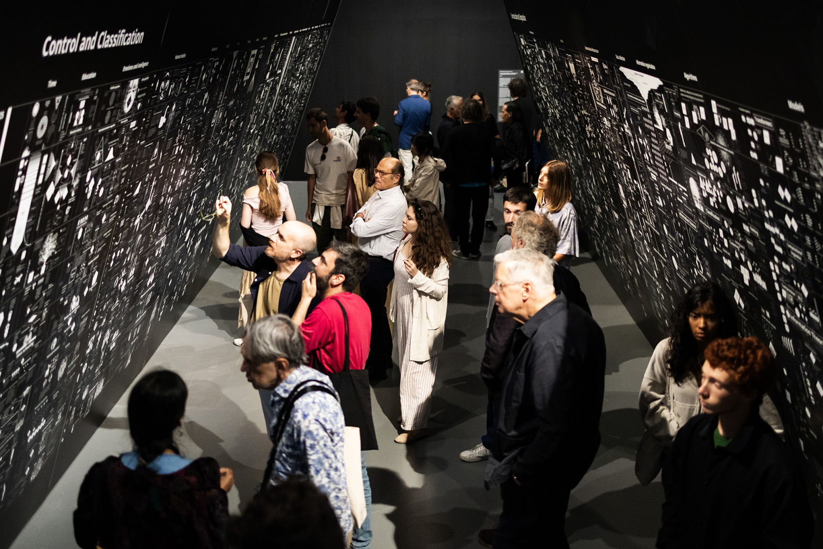 Exposición FLUXES. Trienal de Arquitectura de Lisboa. Fotografía por Matilde Fieschi. Imagen cortesía de la 7.ª Trienal de Arquitectura de Lisboa.