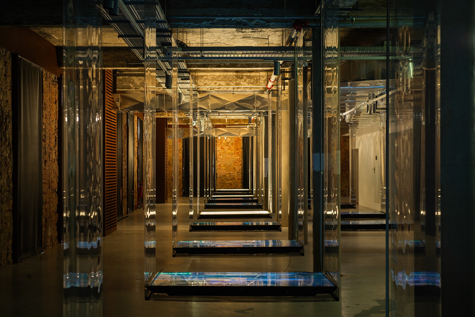 Exposición SPECTRES. Trienal de Arquitectura de Lisboa. Fotografía por Fiat Lux Experience. Imagen cortesía de la 7.ª Trienal de Arquitectura de Lisboa.