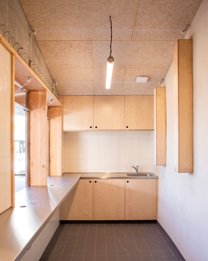 Missillac Market by LAUS architectes. Photograph by Gaëtan Chevrier.