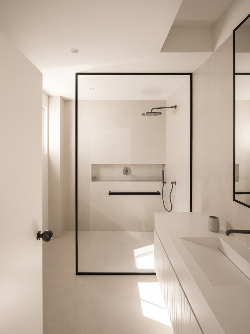 Verdizela House by Estúdio AMATAM. Photograph by Garcês.