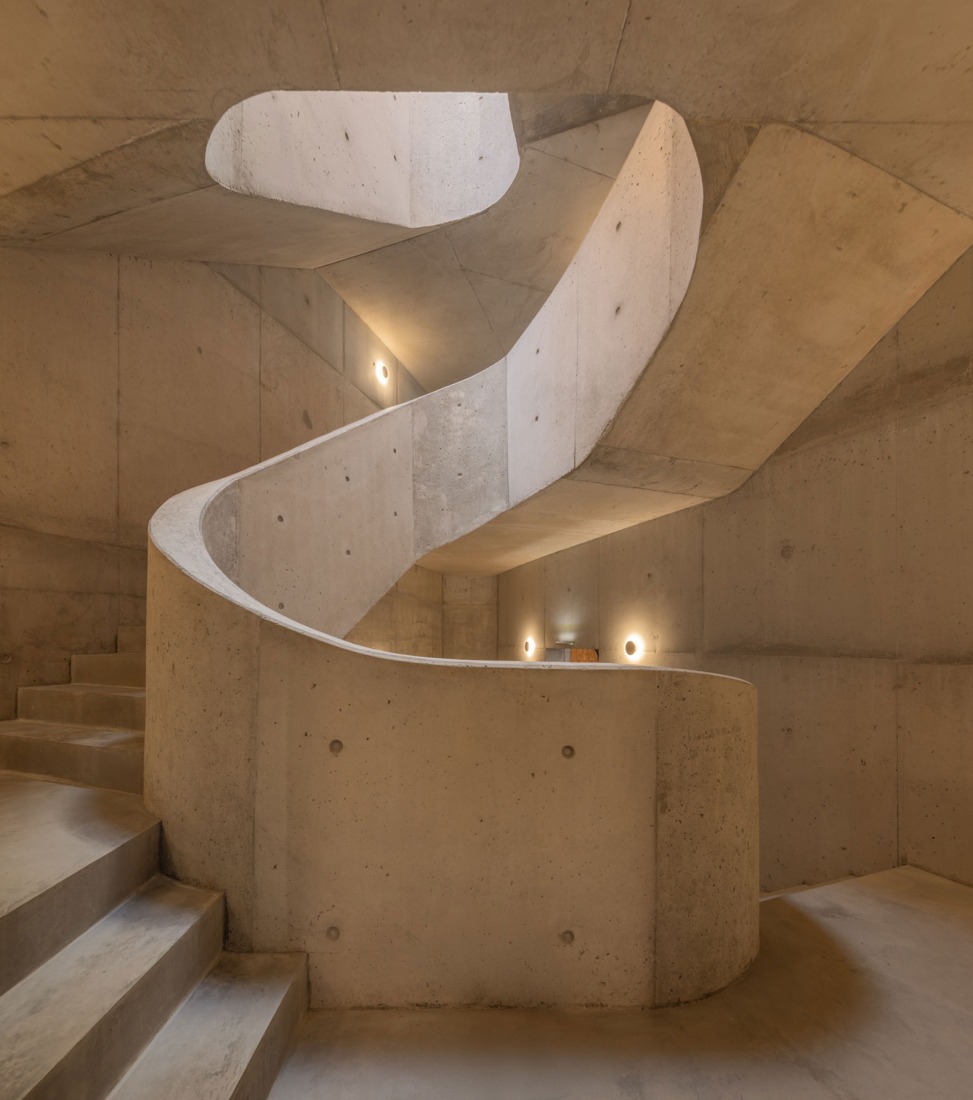 Wine Cellar of the Quinta de Adorigo by Atelier Sérgio Rebelo. Photograph by Fernando Guerra.