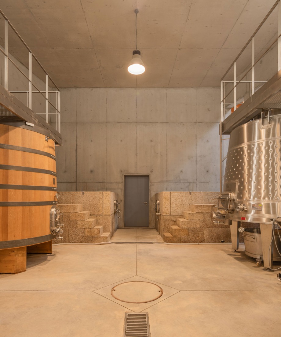 Wine Cellar of the Quinta de Adorigo by Atelier Sérgio Rebelo. Photograph by Fernando Guerra.