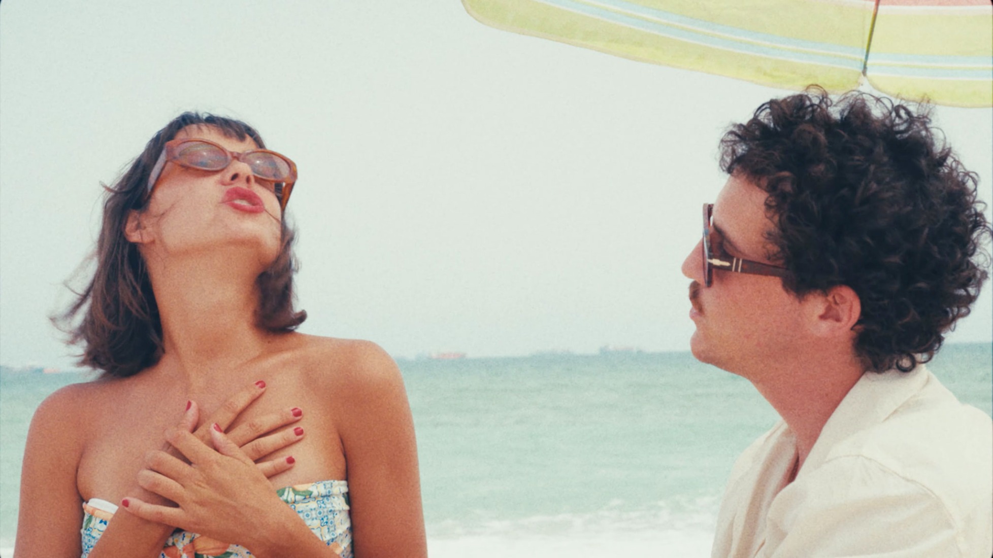 «Mi Amor» por Colectivo Da Silva y Anouck The Band.