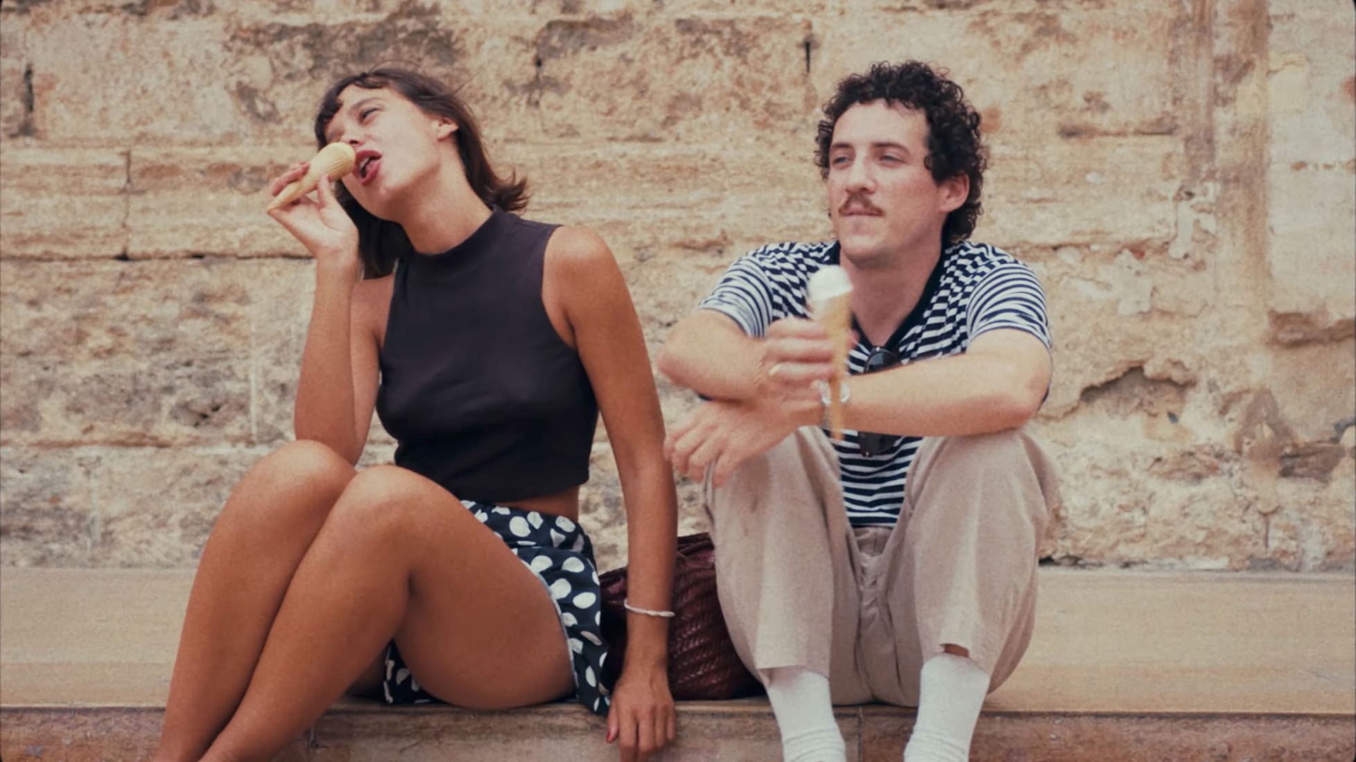 «Mi Amor» por Colectivo Da Silva y Anouck The Band.