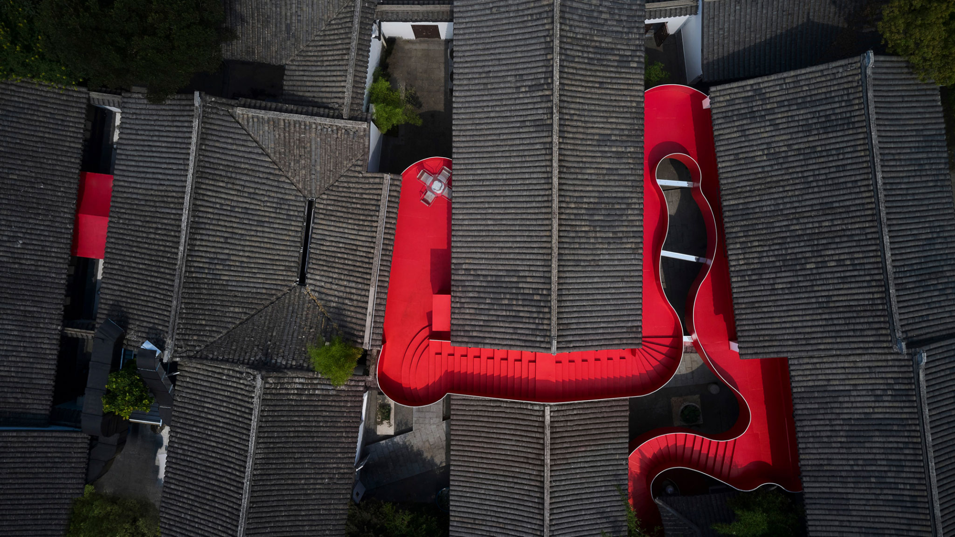 Big Red Crayfish by Dayi Design. Photograph by Cong Lin.