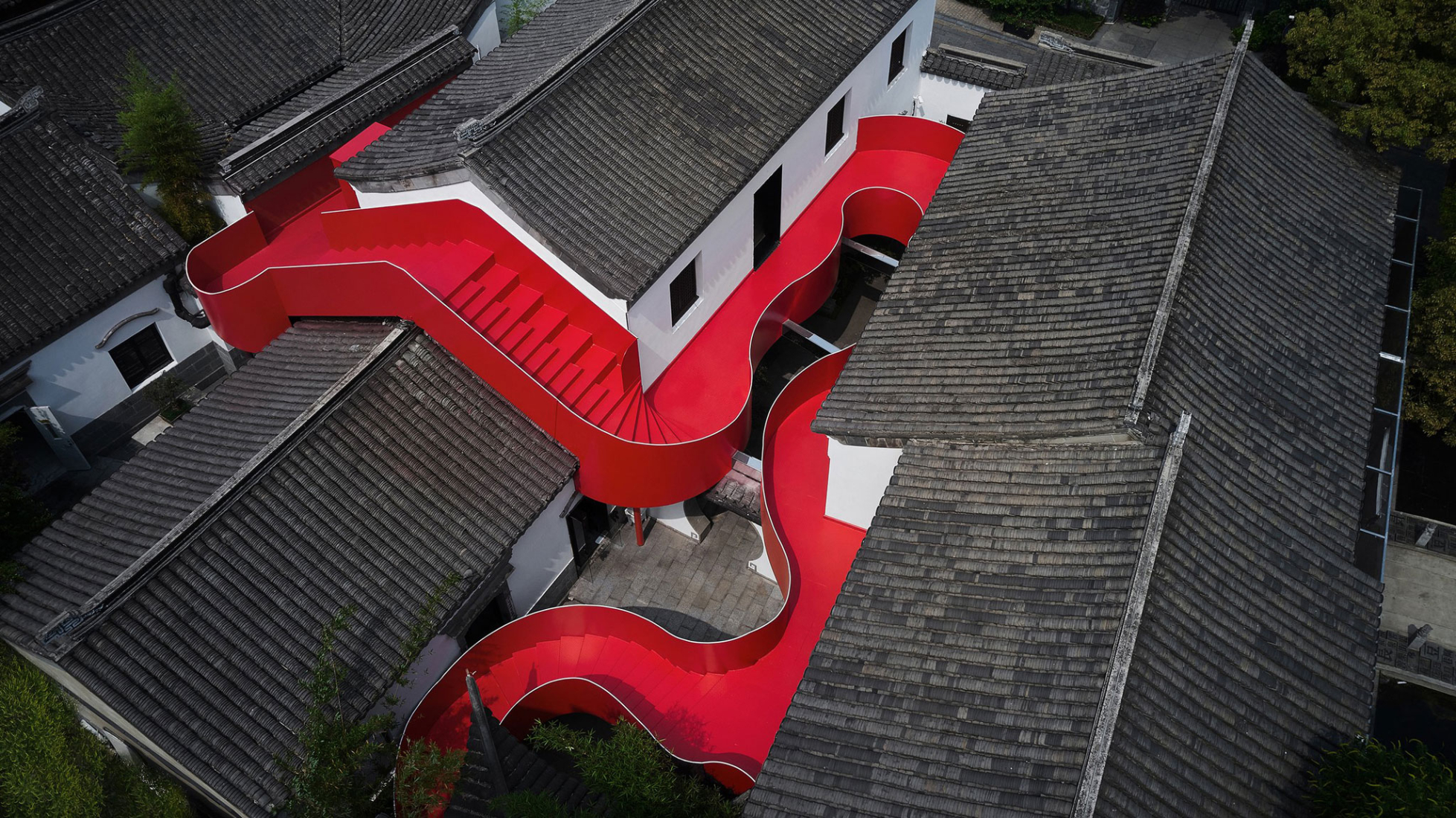 Big Red Crayfish by Dayi Design. Photograph by Cong Lin.