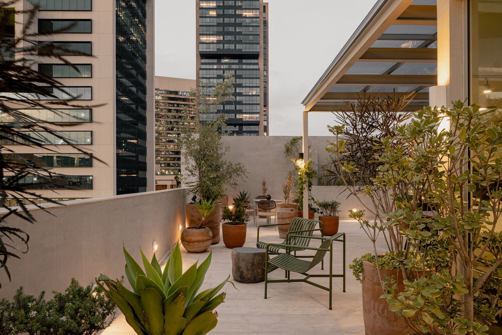 Edgar Allan Poe by De Rungs Arquitectos + Firmaa. Photograph by Ariadna Polo. 