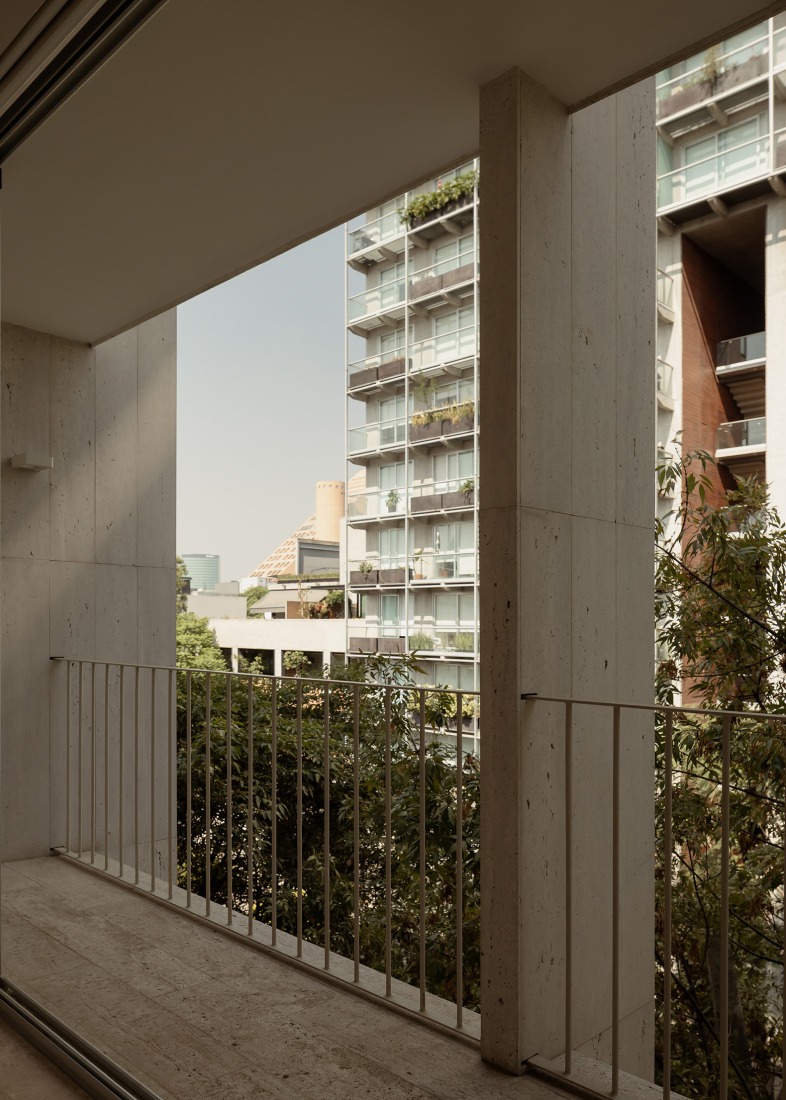 Edgar Allan Poe by De Rungs Arquitectos + Firmaa. Photograph by Ariadna Polo. 