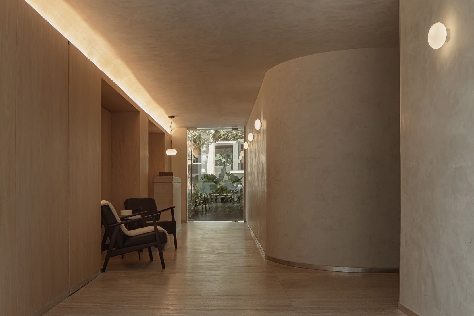 Edgar Allan Poe by De Rungs Arquitectos + Firmaa. Photograph by Ariadna Polo. 