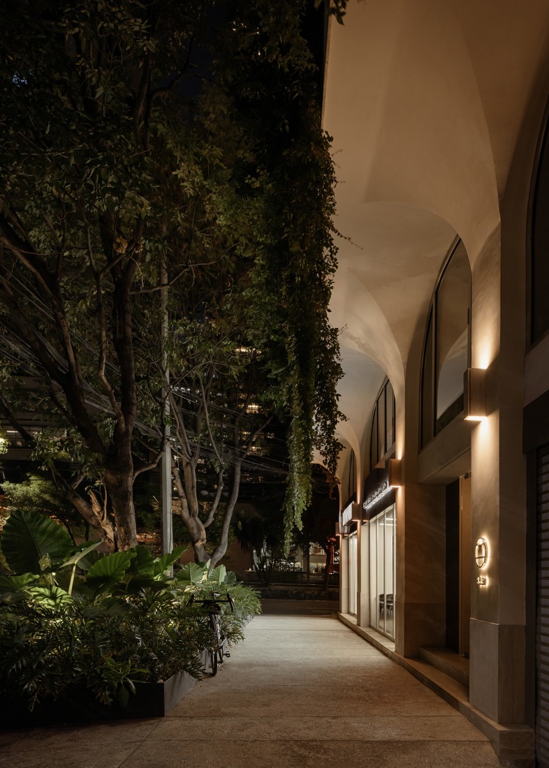 Edgar Allan Poe by De Rungs Arquitectos + Firmaa. Photograph by Ariadna Polo. 