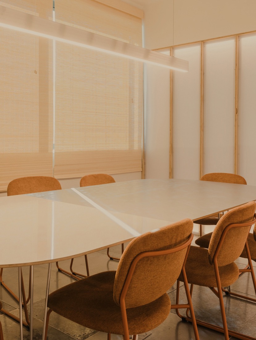 Tini HQ por delaVegaCanolasso. Fotografía por Paco Marín.