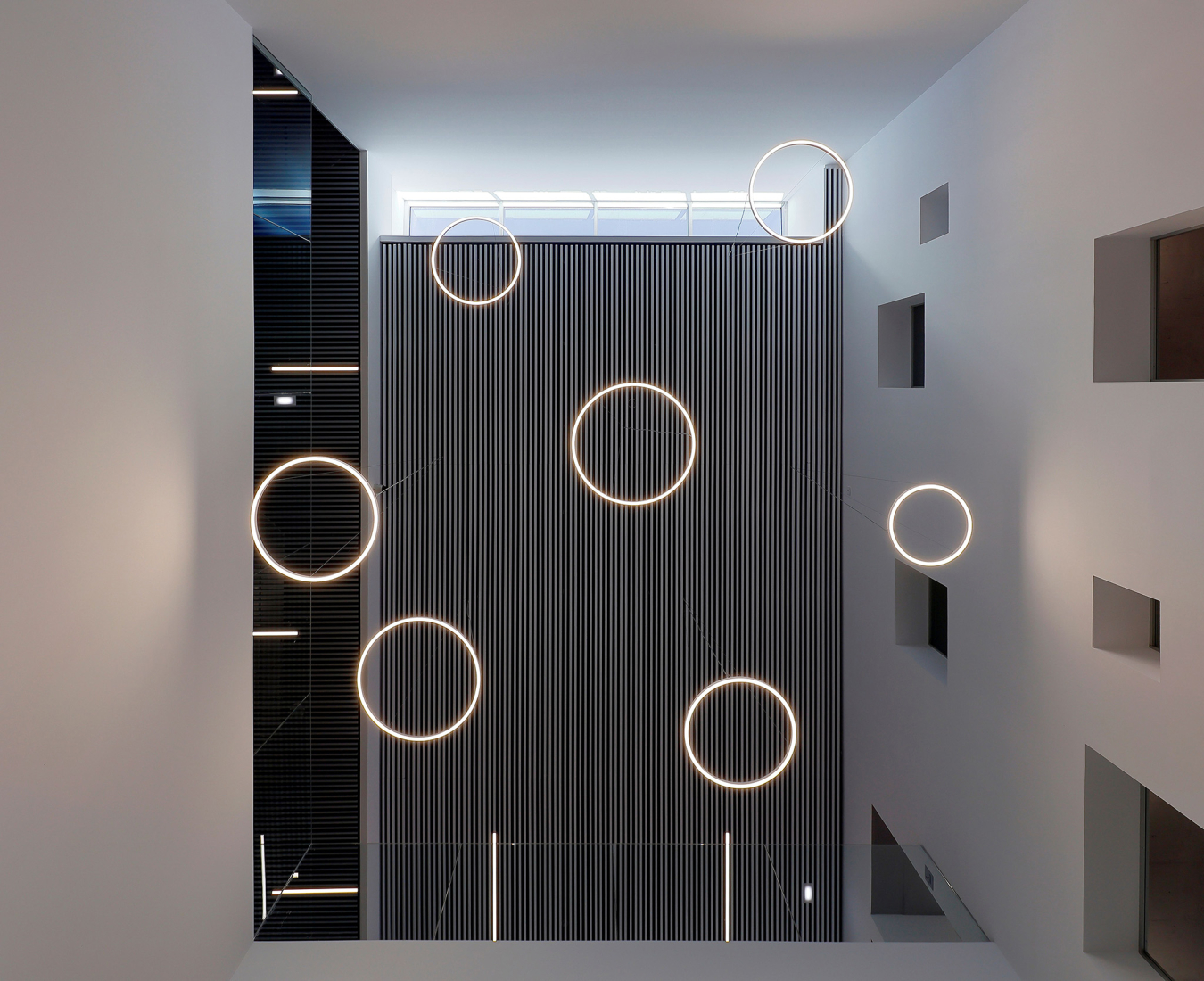 La Florida Secondary Education Institute by INSPYRA. Photograph by Iván Morán G-R.