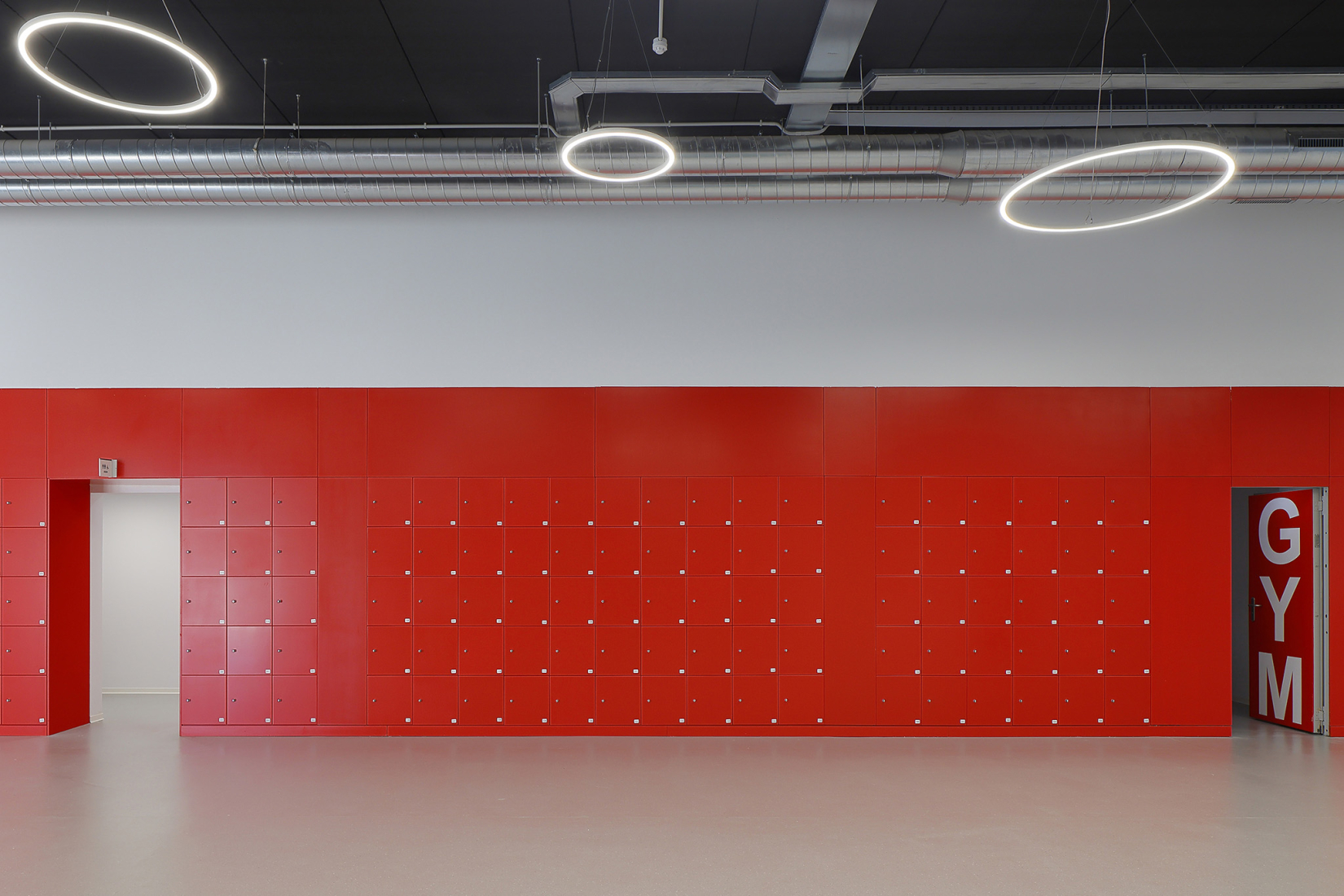 La Florida Secondary Education Institute by INSPYRA. Photograph by Iván Morán G-R.