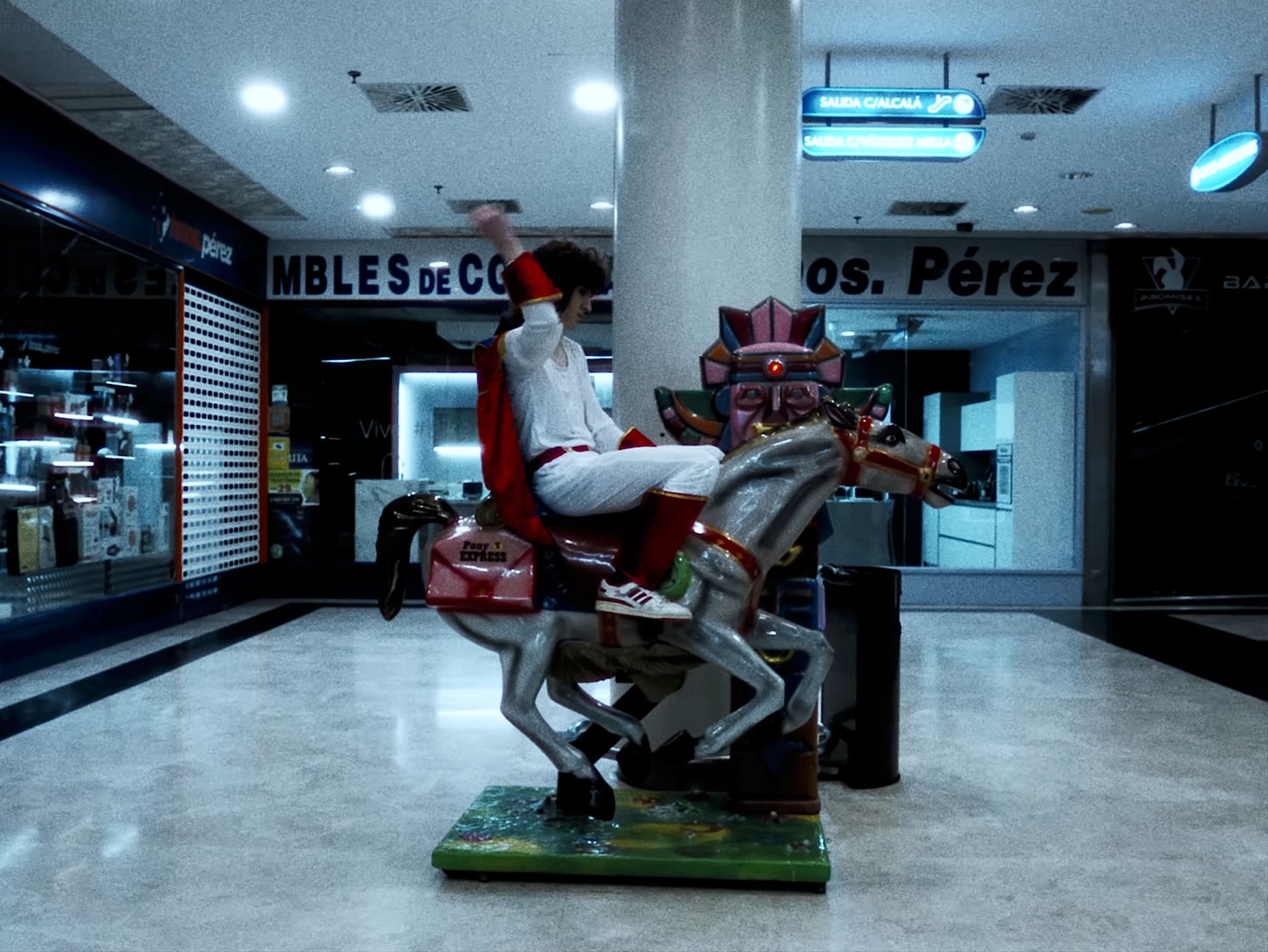 "La Vida Cañón" by Alcalá Norte.