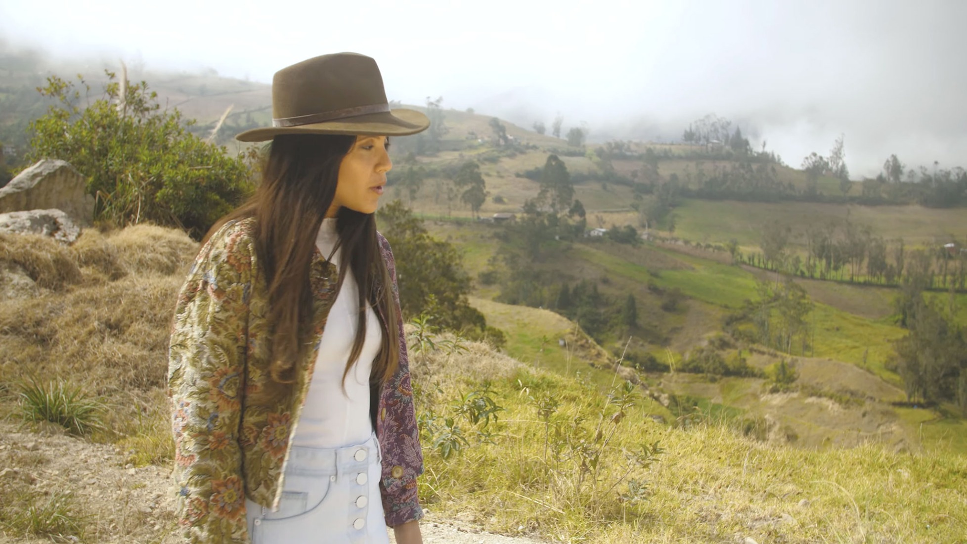 Capulí por Luz Pinos.