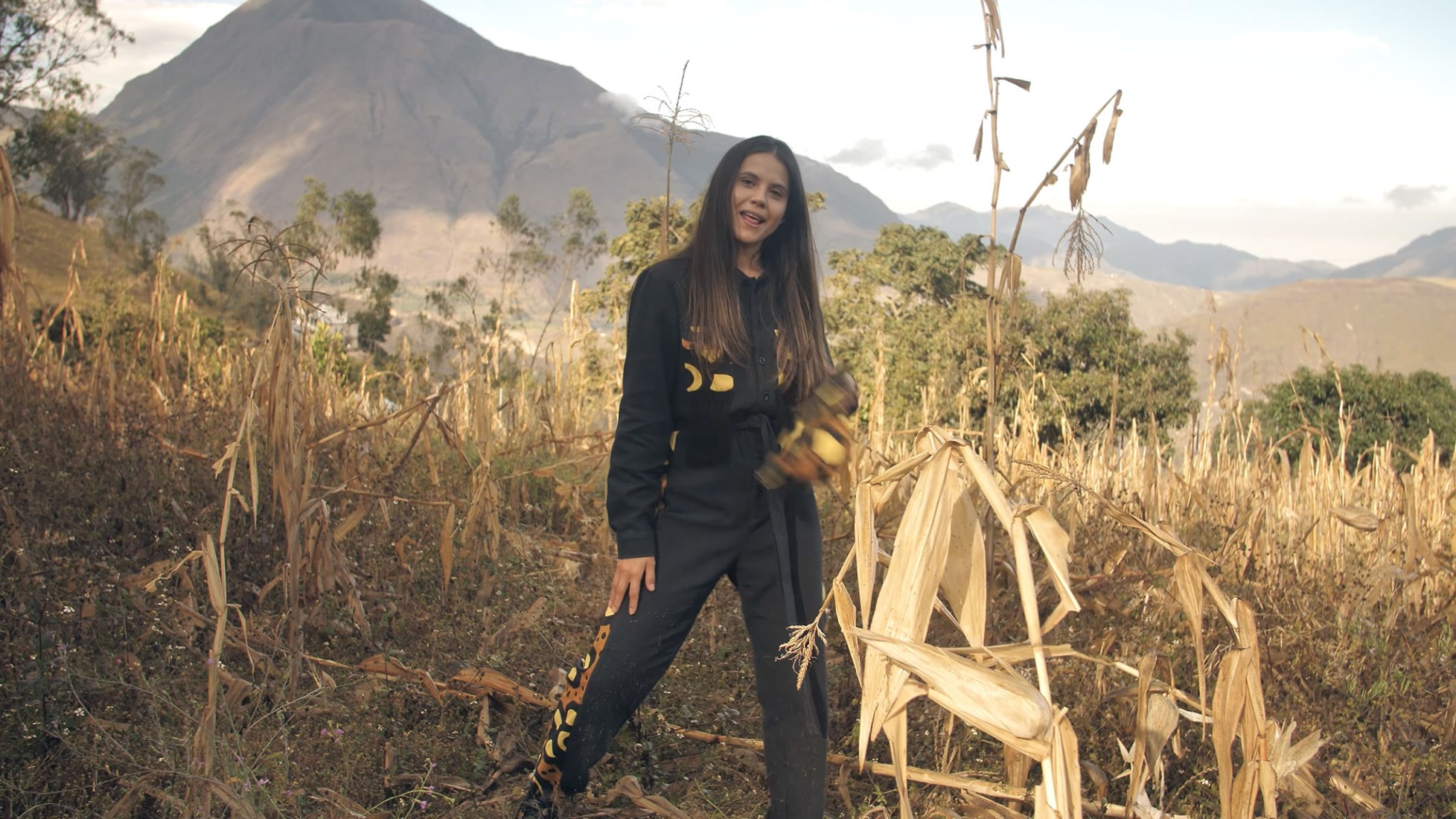 Capulí por Luz Pinos.