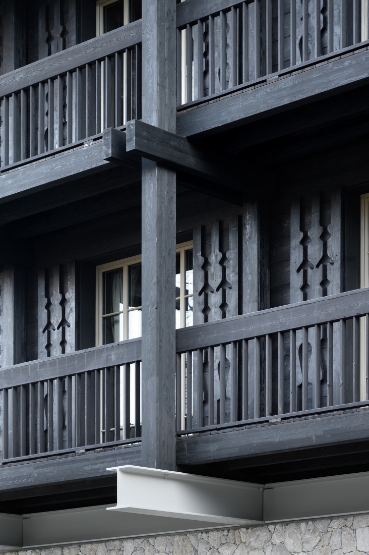 Vila Muhr by OFIS arhitekti. Photograph by Miran Kambič.