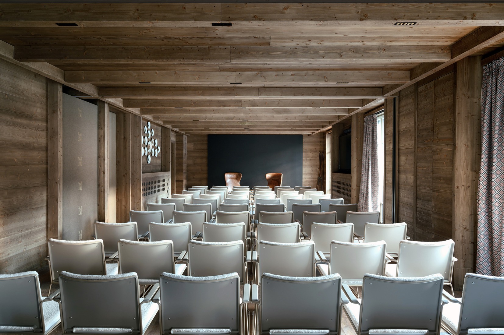 Vila Muhr by OFIS arhitekti. Photograph by Miran Kambič.