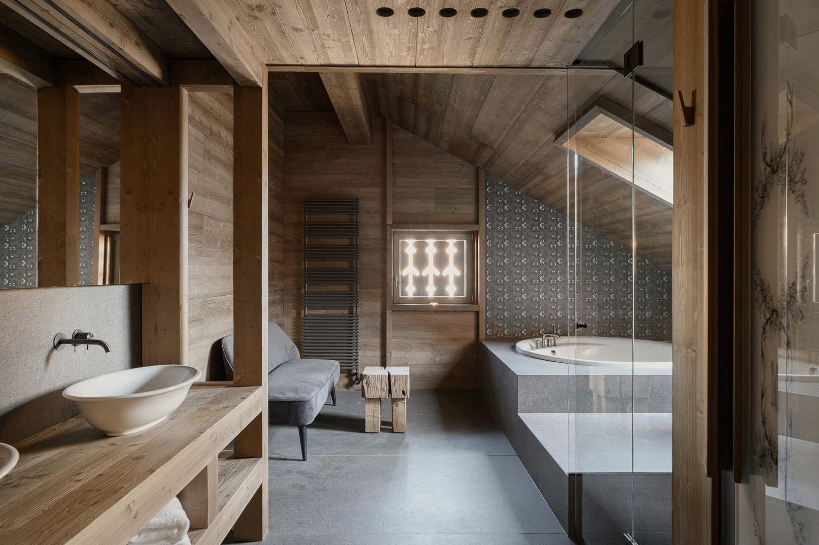 Vila Muhr by OFIS arhitekti. Photograph by Miran Kambič.