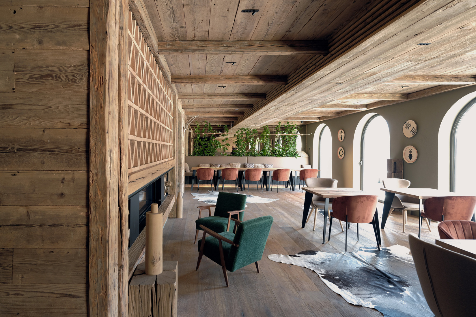 Vila Muhr by OFIS arhitekti. Photograph by Andrej Gregoric.