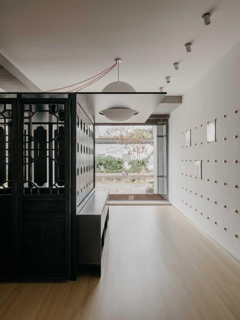 Sparking interest in Kunqu culture through spatial narrative. Baihua Bookstore by Tsing-Tien Making. Photograph by Wen Studio. 