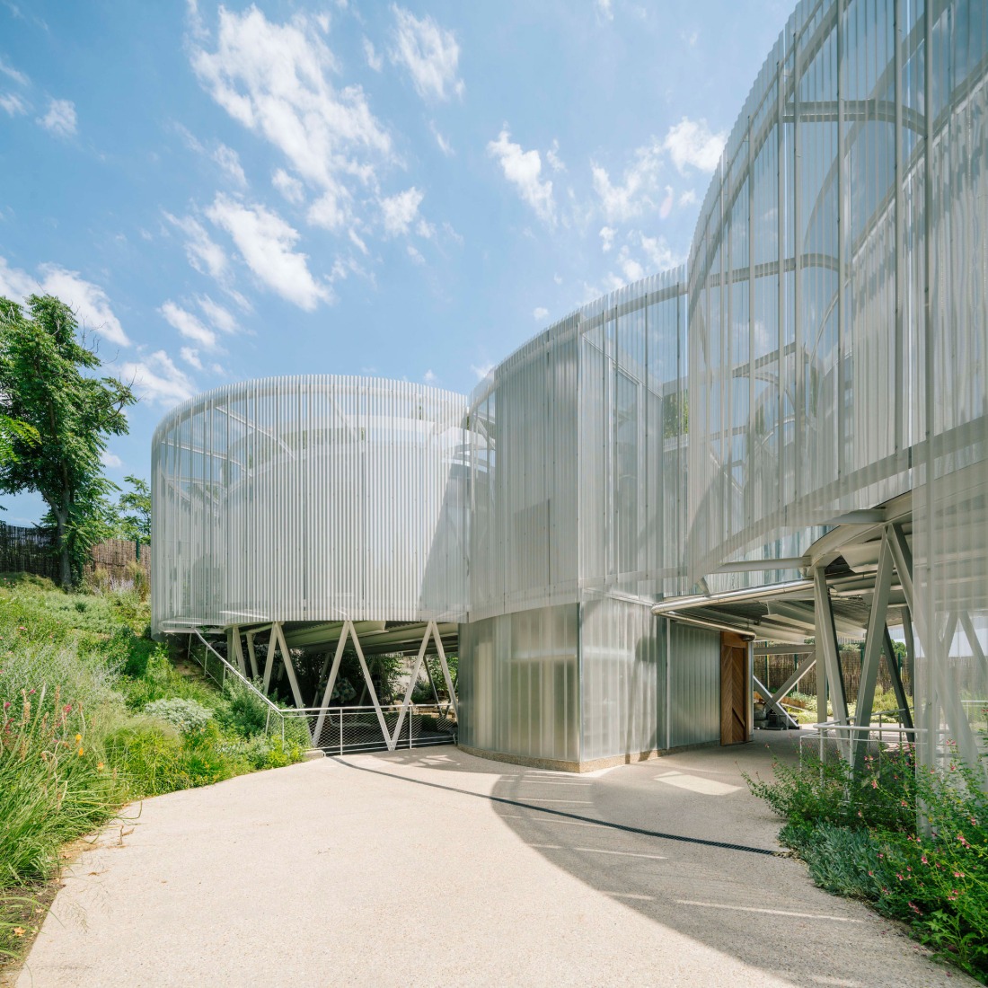 Casa Tobogán por Z4Z4. Fotografia cortesía de Imagen Subliminal (Miguel de Guzmán y Rocío Romero).