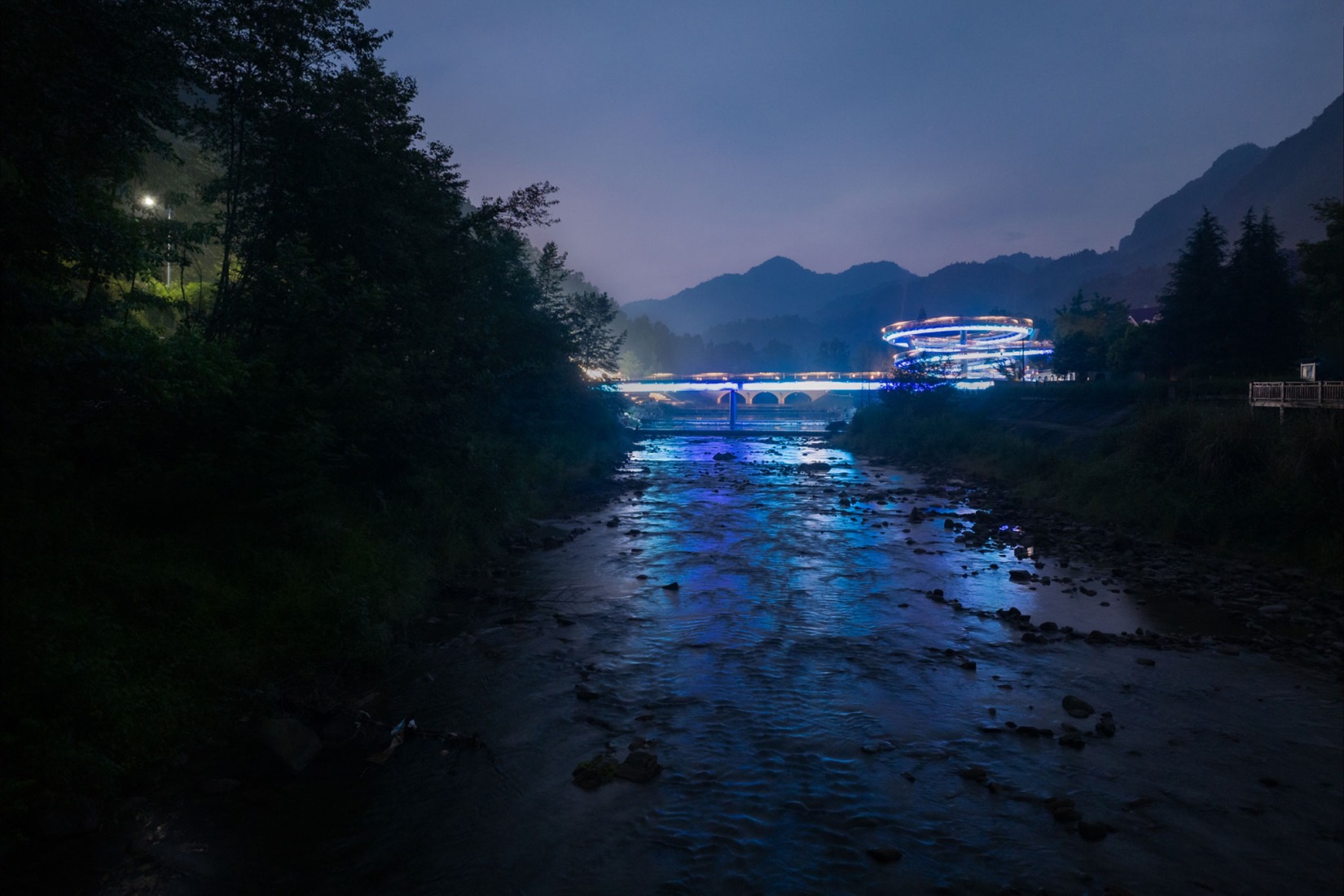 Puente «Clave de Sol» por ZZHK Architects. Fotografía por Arch-Exist.