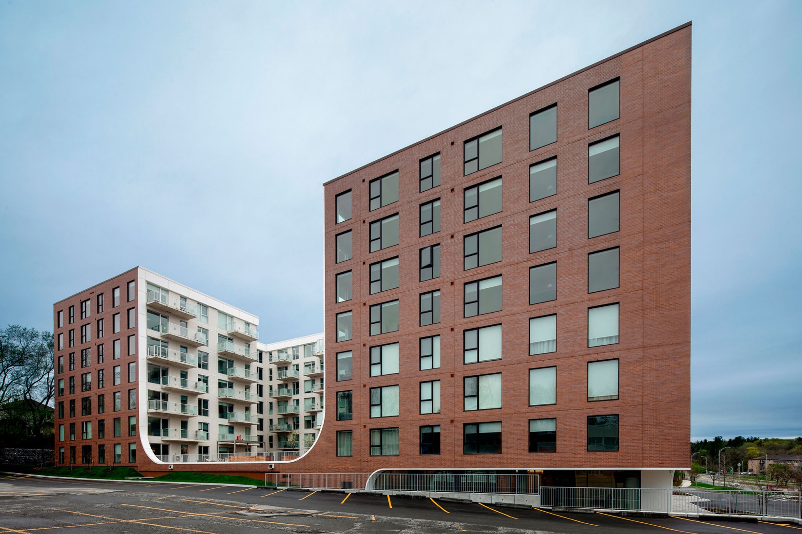 Mellem Les Trembles by ACDF architecture. Photograph by Adrien Williams.