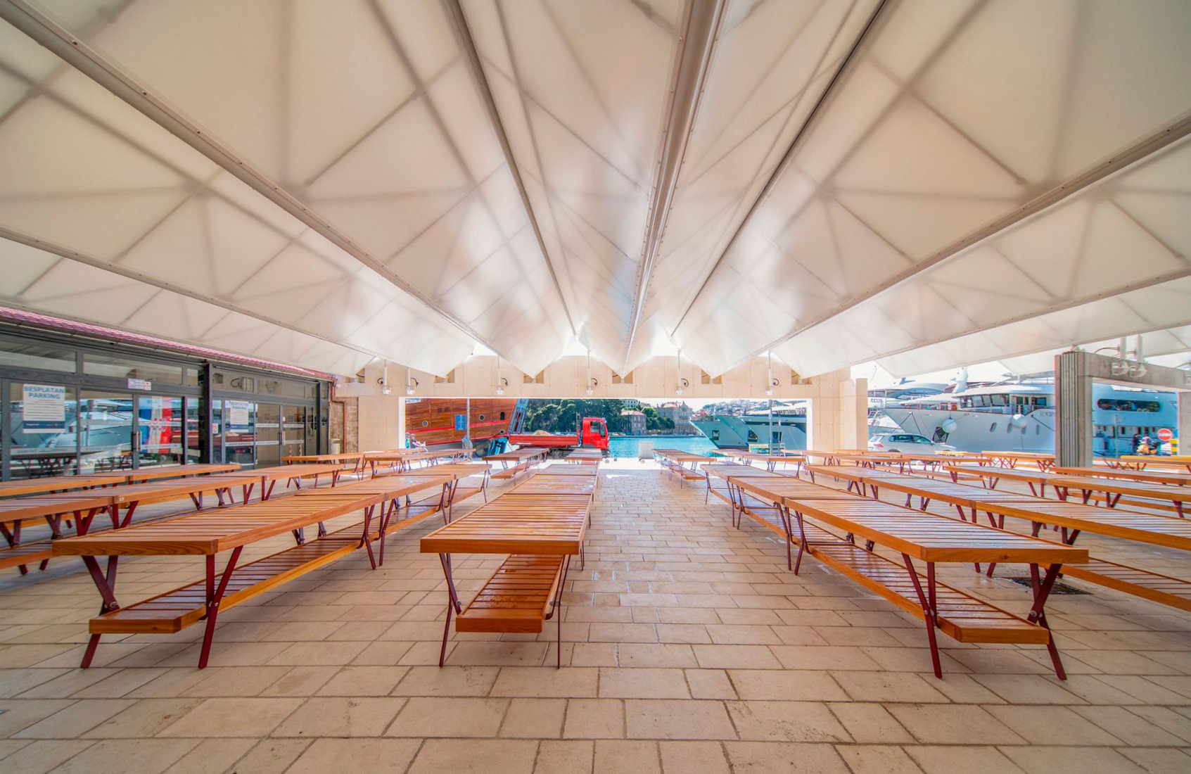 Mercado de Gruž por ARP / Peračić-Veljačić. Fotografía por Dragan Novaković / Pixel.