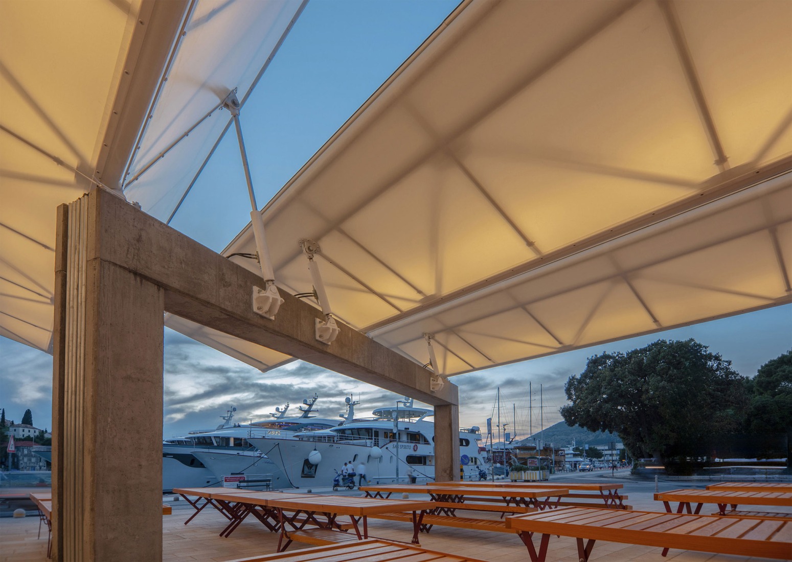 Mercado de Gruž por ARP / Peračić-Veljačić. Fotografía por Dragan Novaković / Pixel.