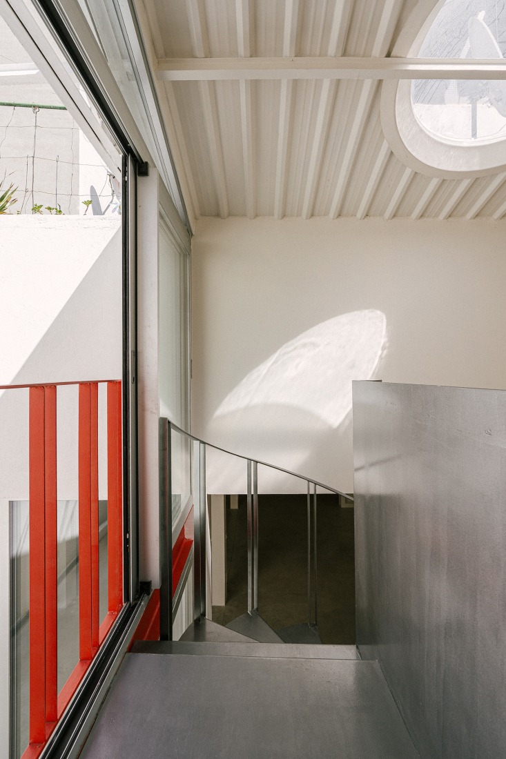 DRZ, an industrial building rehabilitated by ba-rro. Photograph by Maru Serrano.