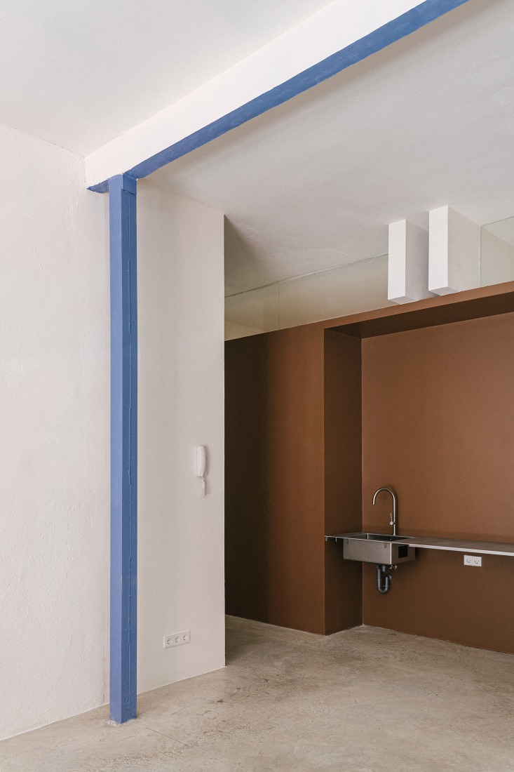 DRZ, an industrial building rehabilitated by ba-rro. Photograph by Maru Serrano.