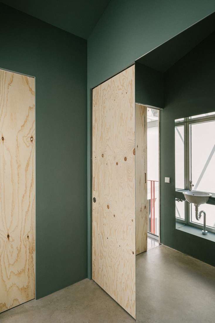 DRZ, an industrial building rehabilitated by ba-rro. Photograph by Maru Serrano.