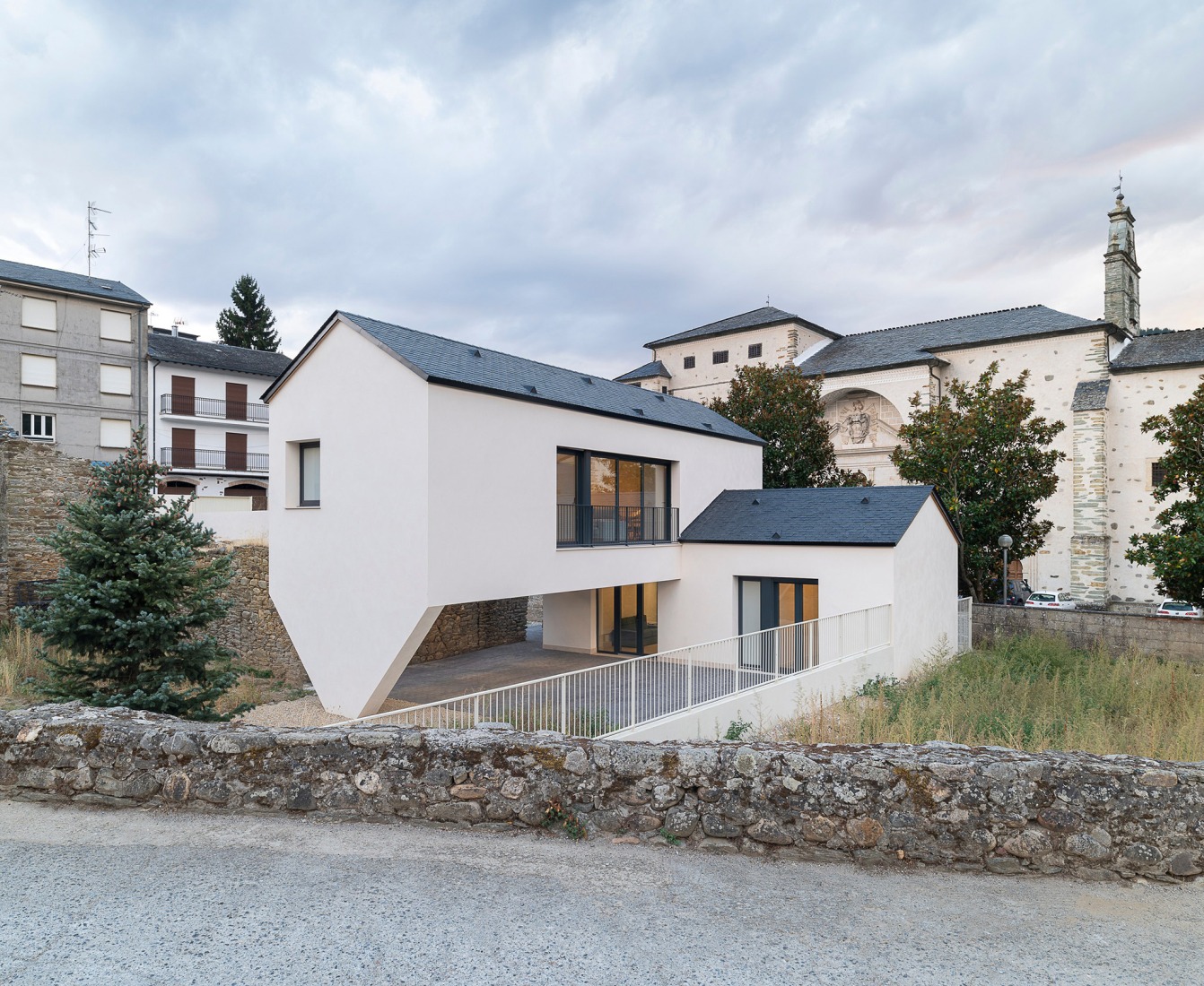Casa CL por Estudio Arquitectura Hago. Fotografía por Gabriel Gallego.