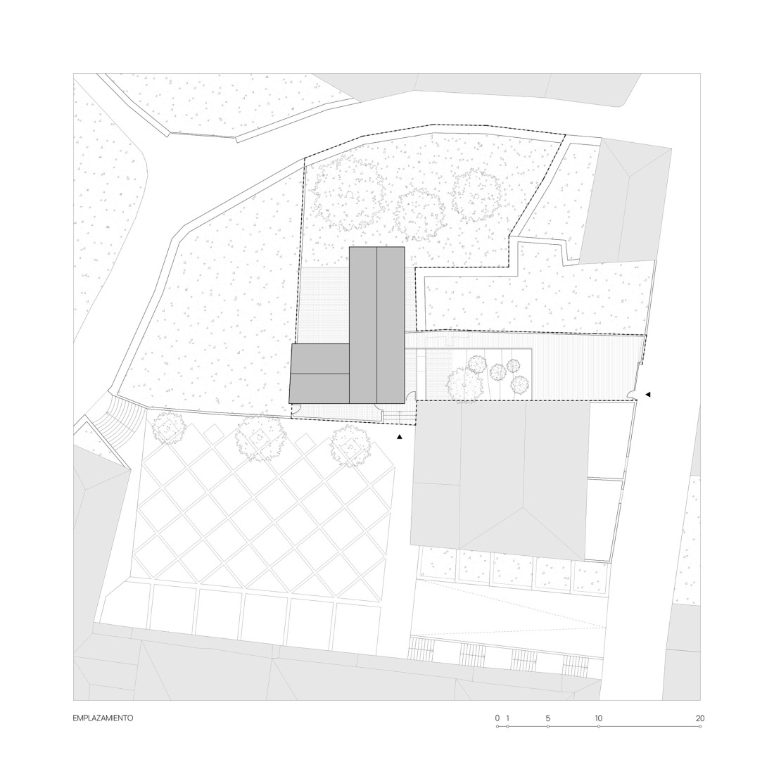 Plano de emplazamiento. Casa CL por Estudio Arquitectura Hago.