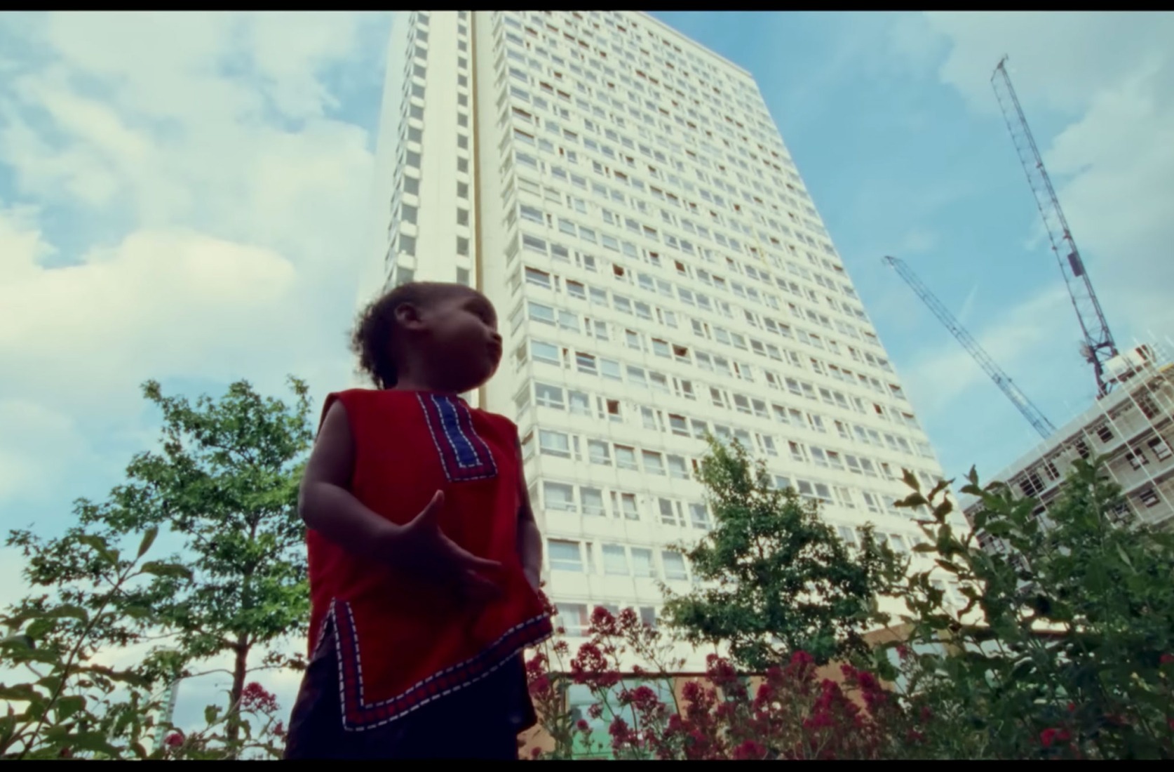 «Da Du Dah» por Kokoroko.